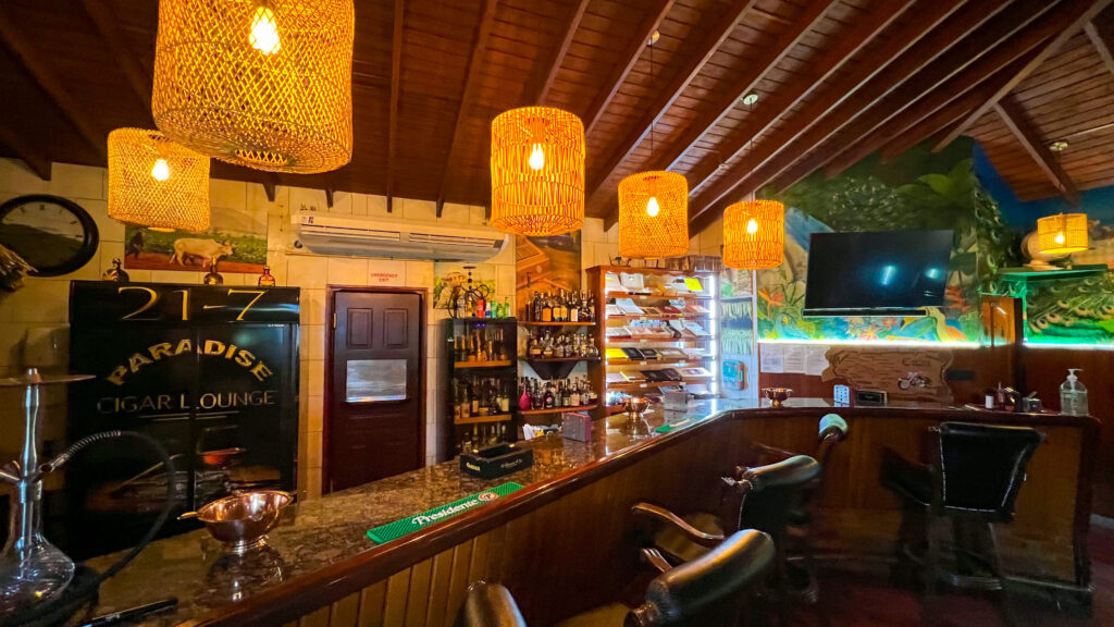 21-7 Cigar Lounge Grand Case