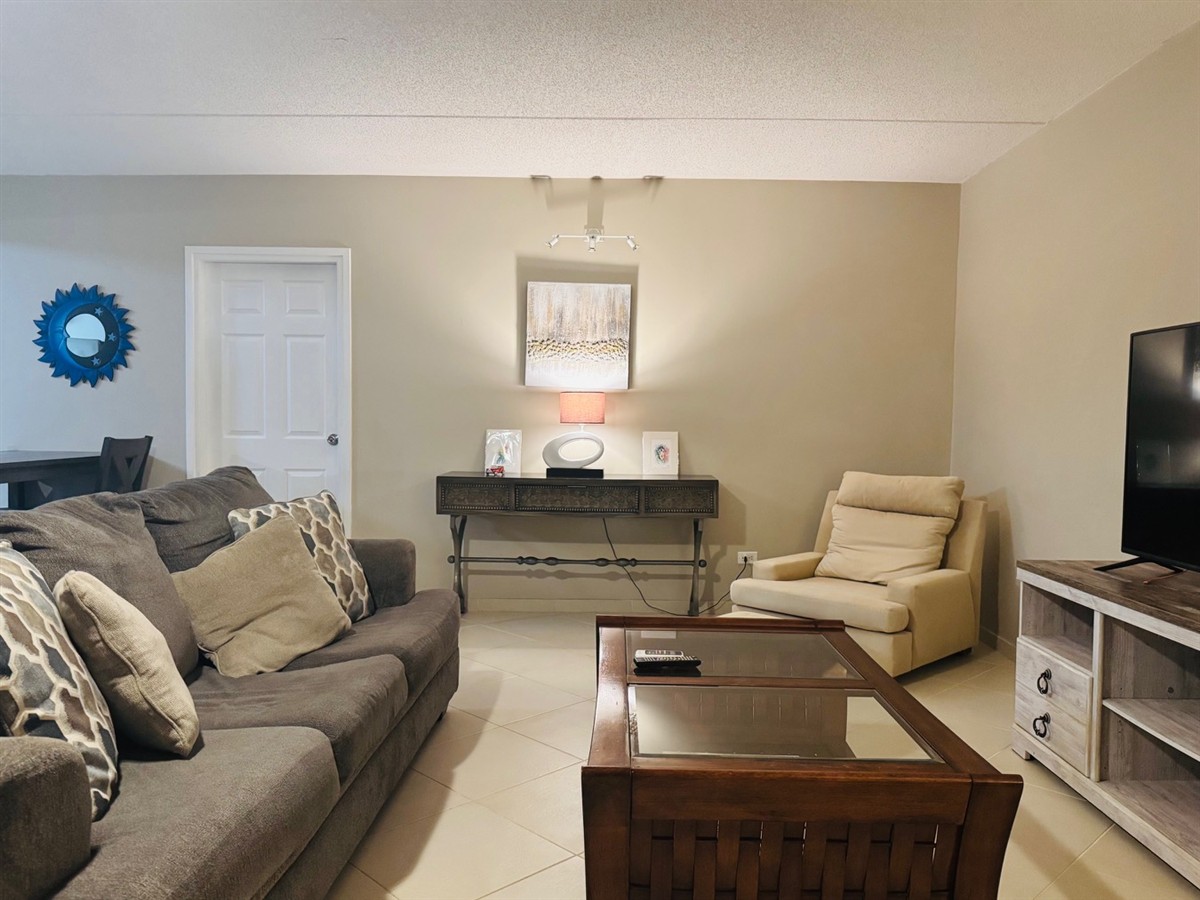 Caribbean Gem Palm Beach .