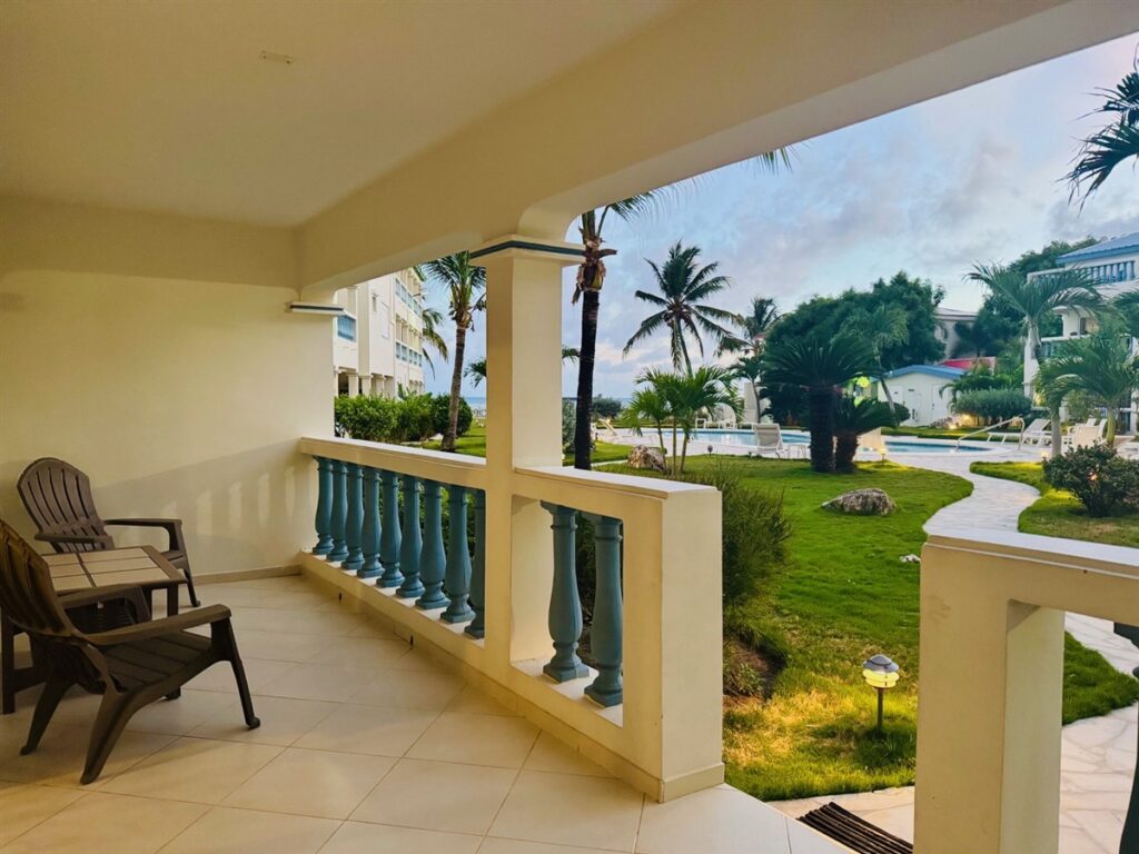 Palm Beach Condos St. Maarten