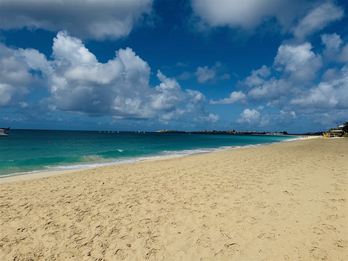 Palm Beach Condos St. Maarten